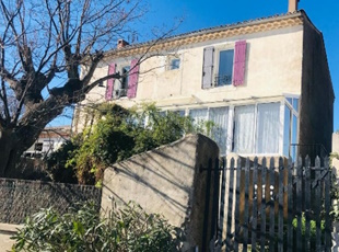 Photo d'une maison de l'extérieur